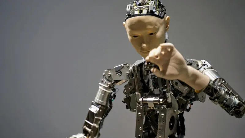 Solar Storms, AI Leaps, Novel Vaccine & Plastic Problem — Science Just Had a Big Week