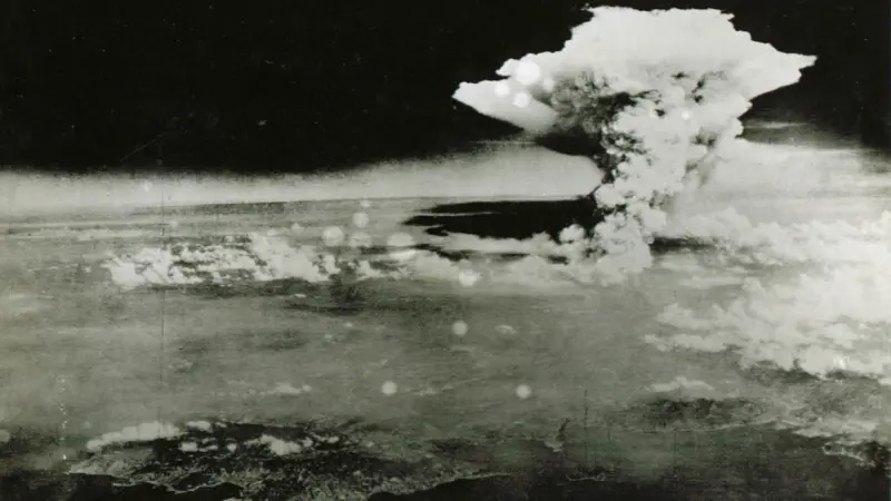 The Atomic Shadow: Science and History of Hiroshima and Nagasaki