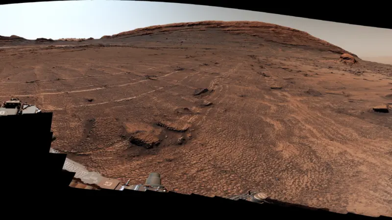 Curiosity rolls into a sea of 4-8-centimeter polygons on Mars