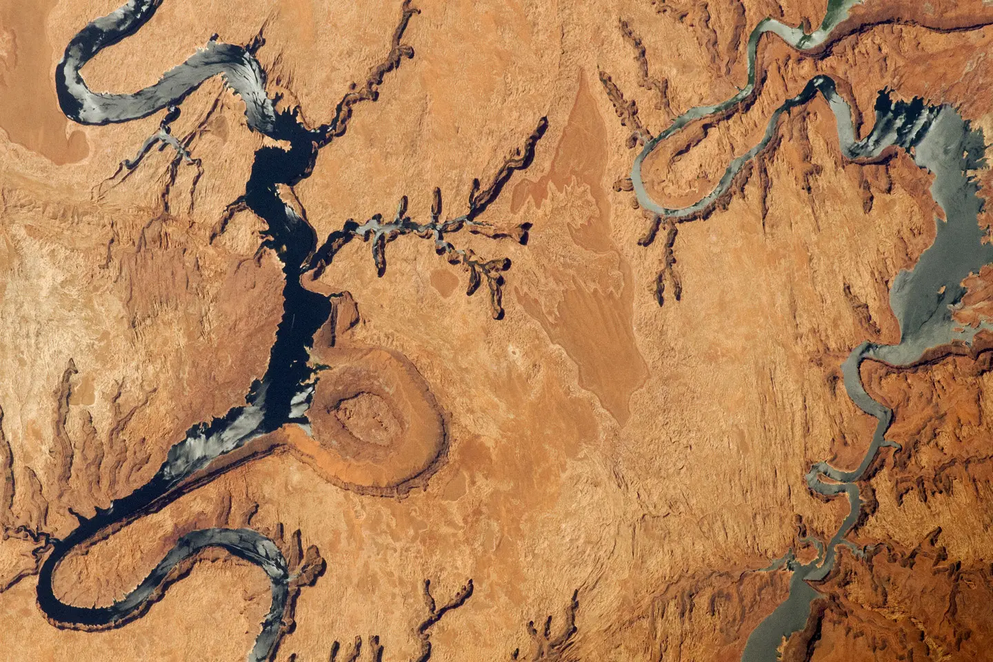 The wetter half blinked first—Upper Colorado shed 4.2 cubic miles of groundwater in 2020–22, nearly twice the Lower Basin